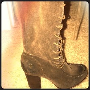 Frye Lace up brown suede boots